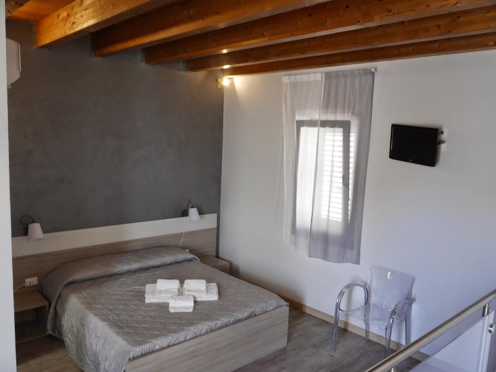 Hotel Le Muse Favignana Zimmer foto